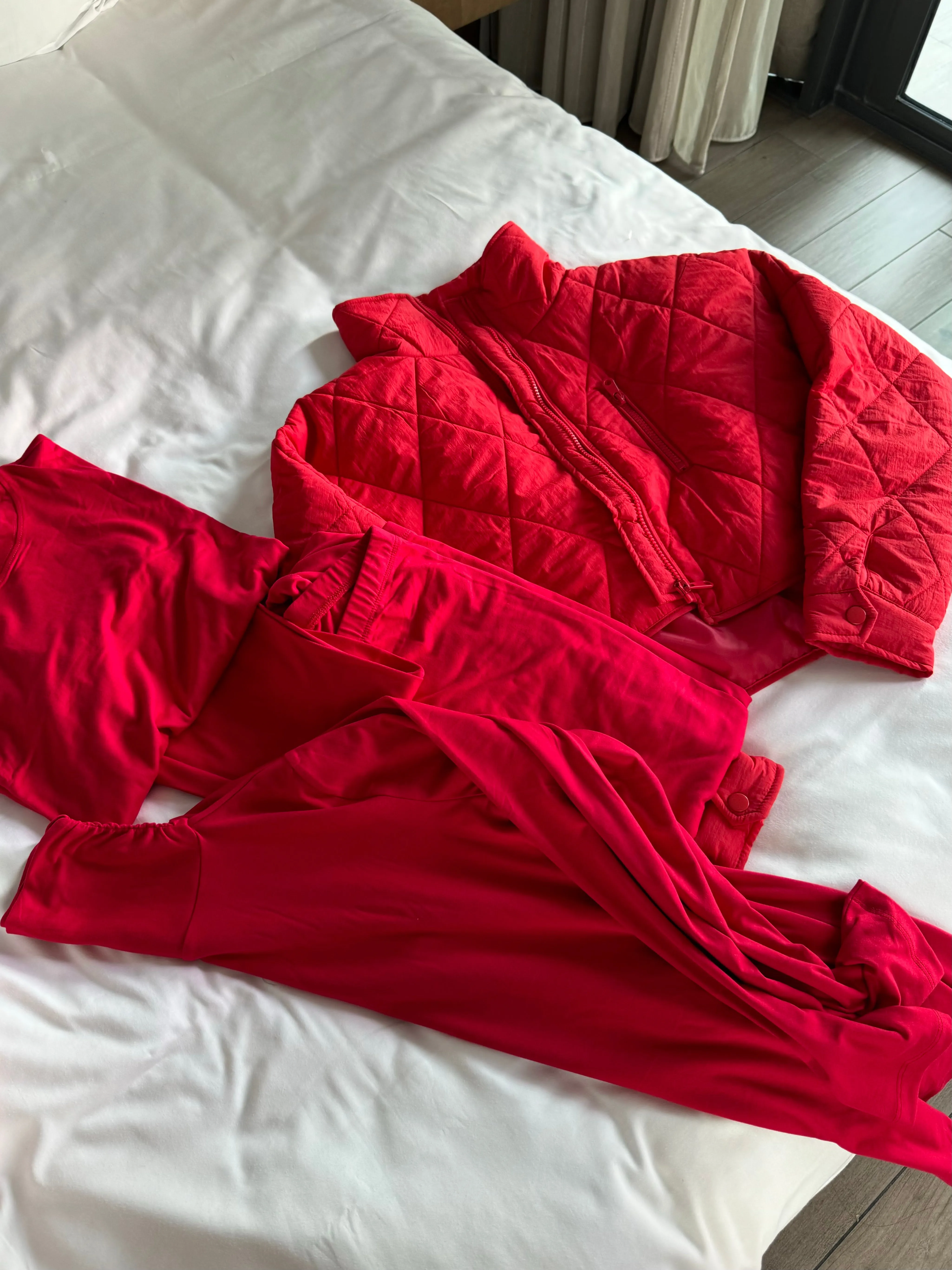 LOOK 8: RELAXED SHIRT LEGGING SET & REGULAR QUILTED JACKET
