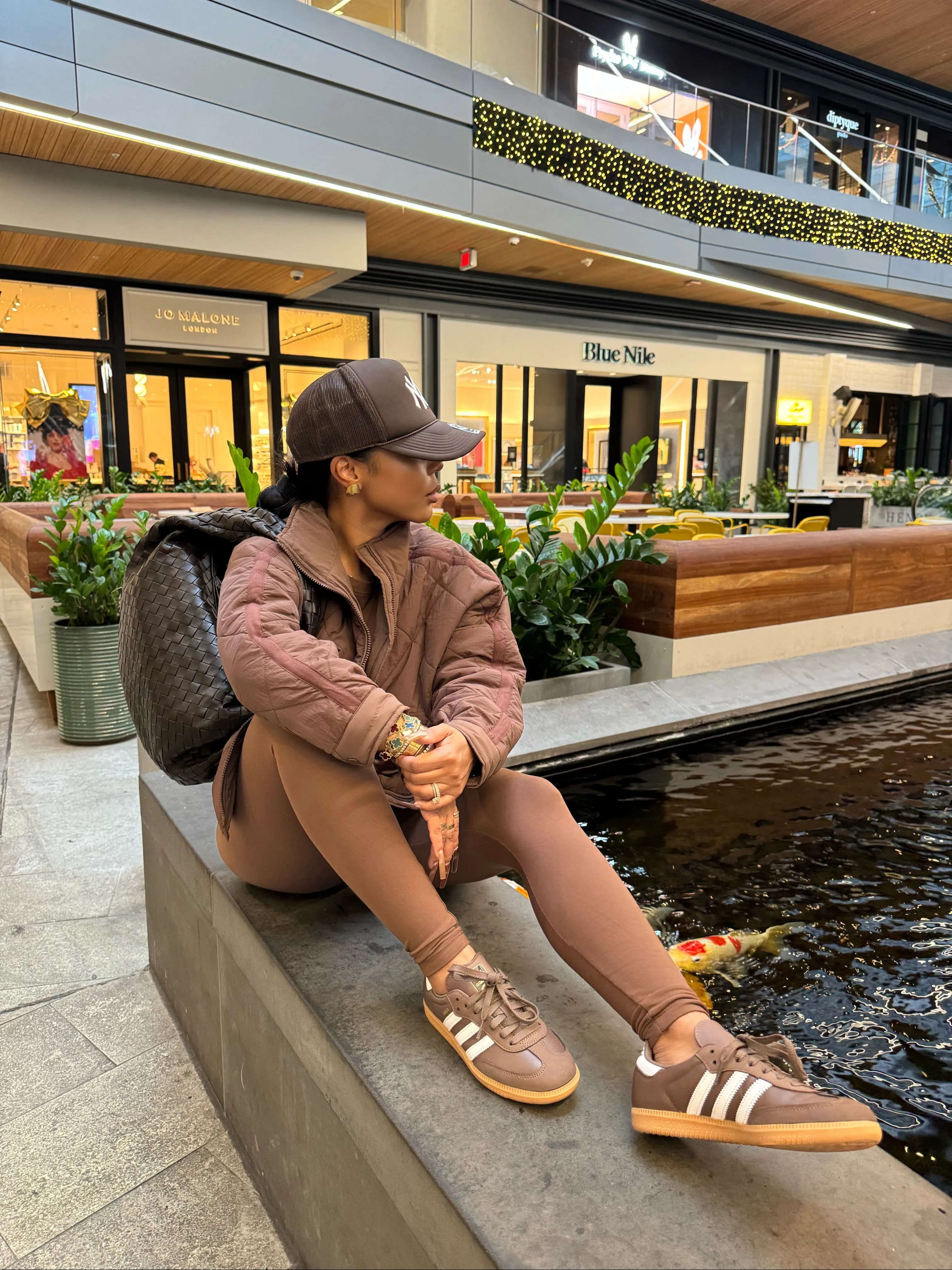 LOOK 8: RELAXED SHIRT LEGGING SET & REGULAR QUILTED JACKET